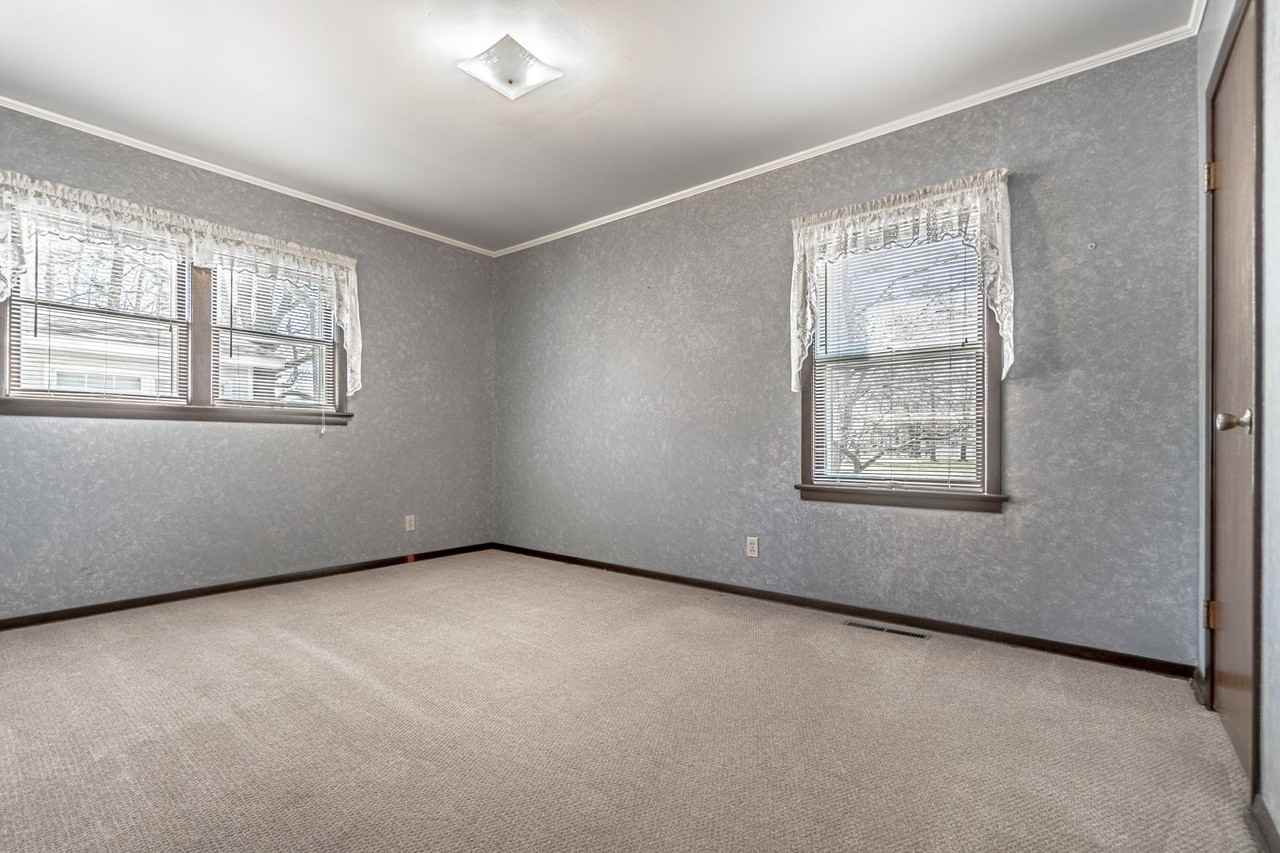 1005 N 12th St - Photo 7 of 10