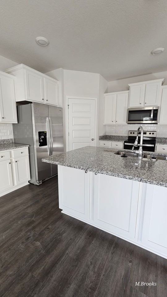 5139 Grand Oak Cir - Photo 5 of 37