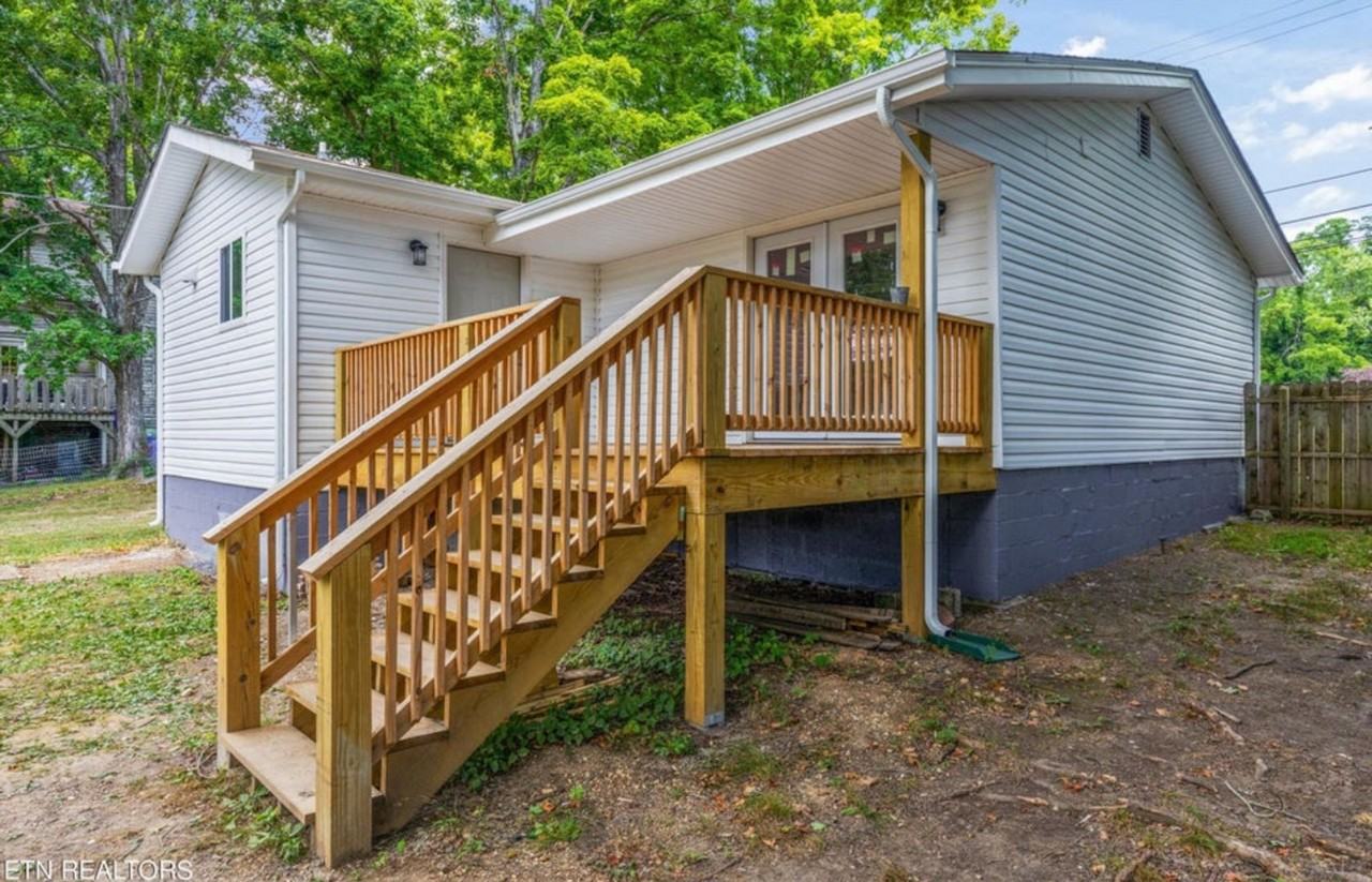 401 N Kingston Ave - Photo 3 of 6