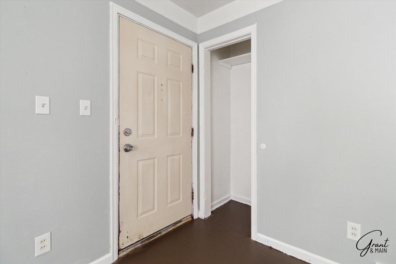 21320 La Salle Blvd - Photo 4 of 15