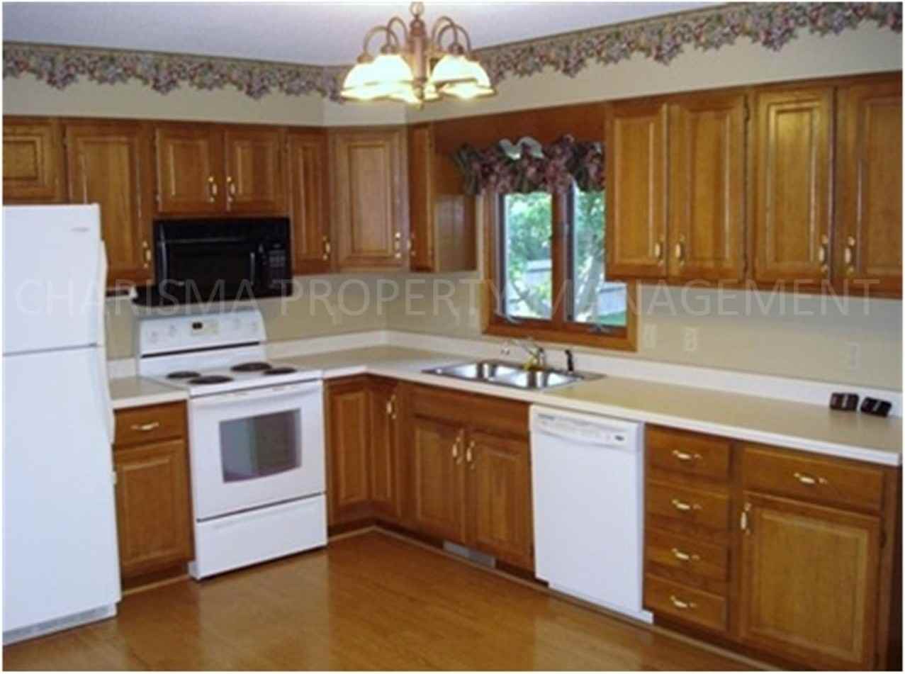 2721 S Maywood Dr - Photo 2 of 12