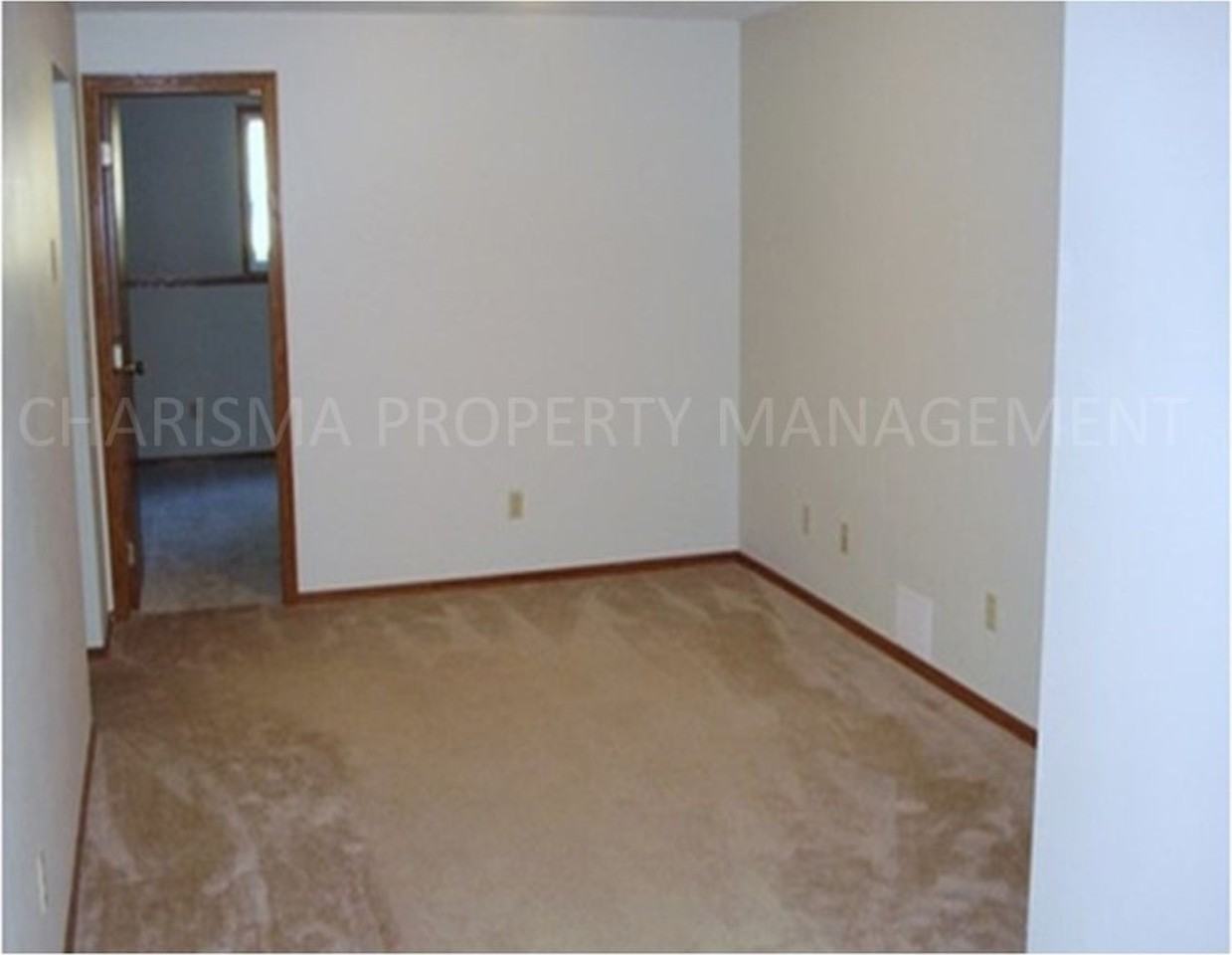 2721 S Maywood Dr - Photo 6 of 12