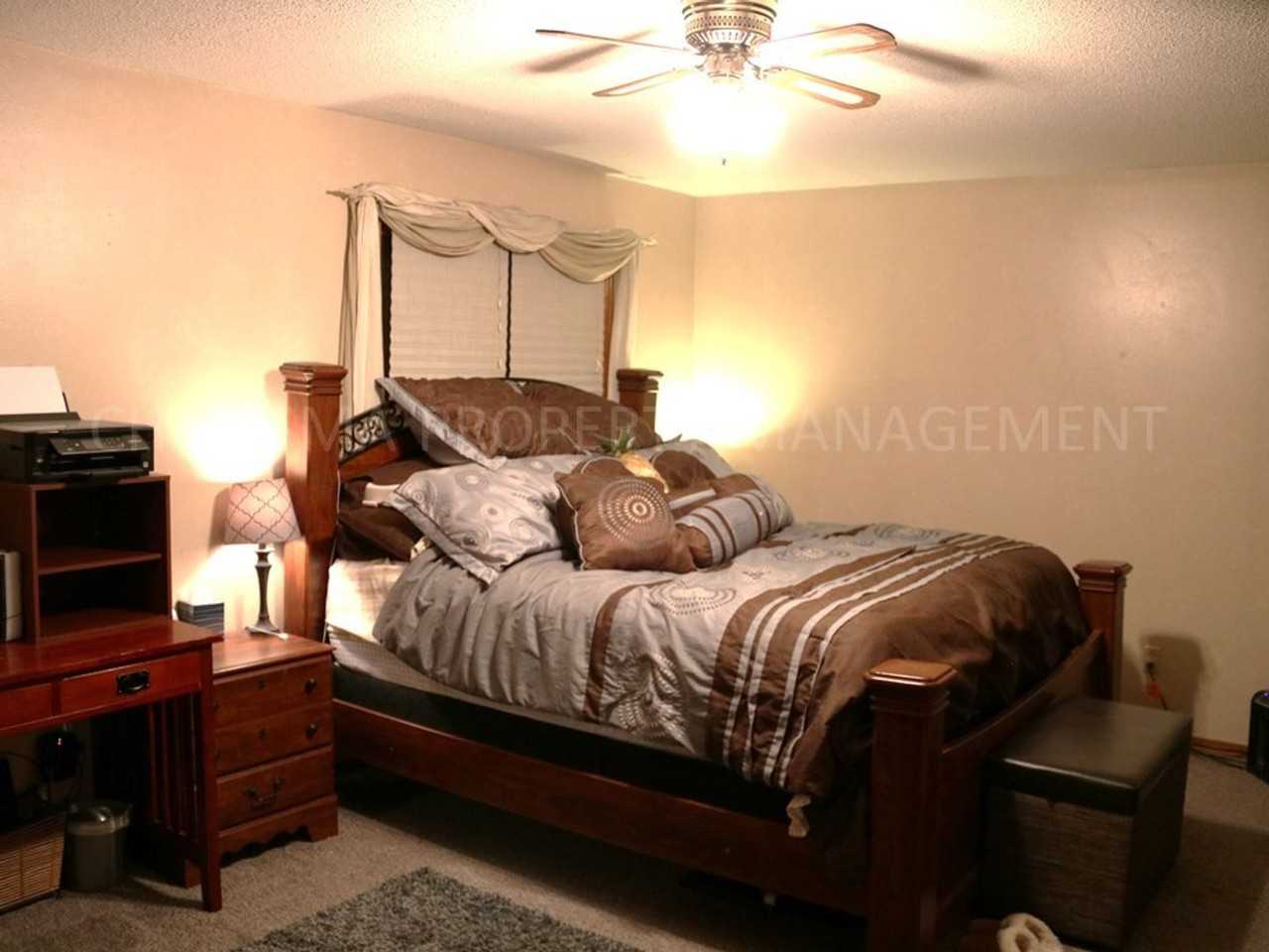 2721 S Maywood Dr - Photo 7 of 12