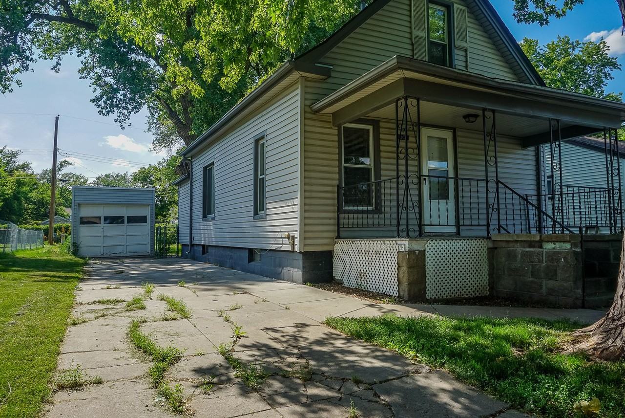 1801 N 31st St - Photo 2 of 13