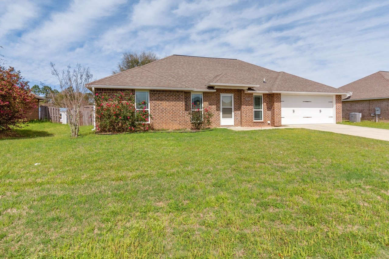 5246 Moore Loop - Photo 3 of 30