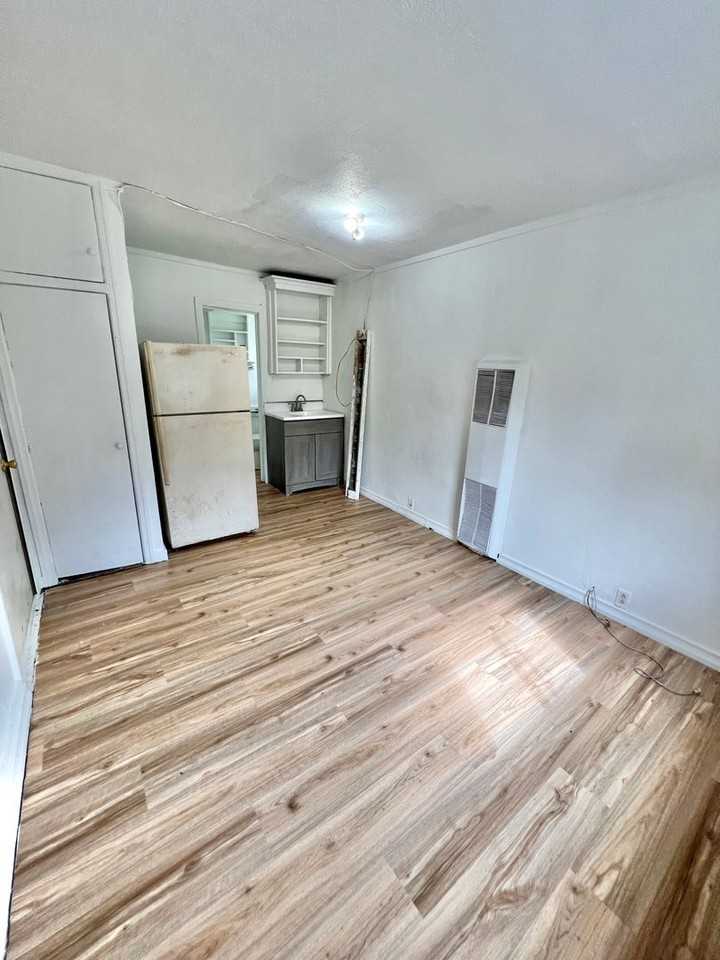 (NLM 8/31/24) 1215 Emily Street - Photo 3 of 9