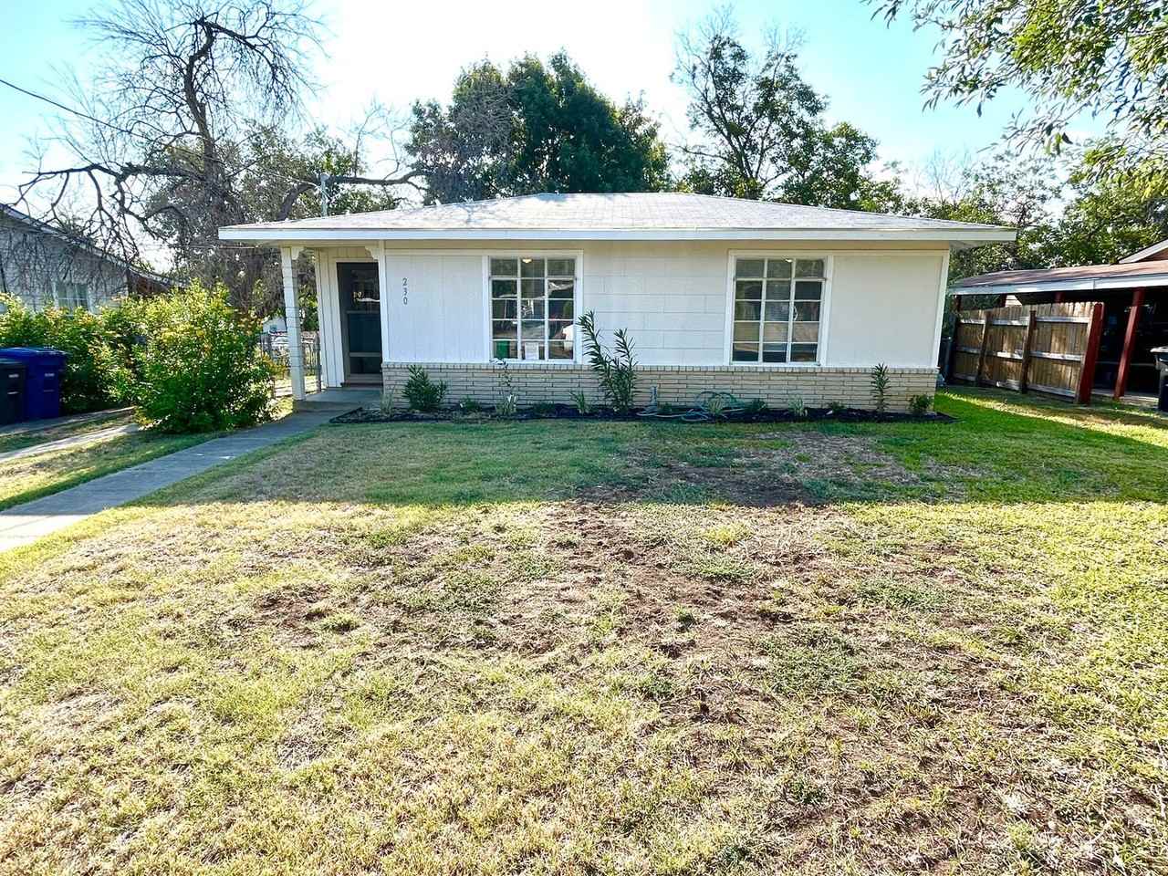 230 Woley Dr - Photo 2 of 18