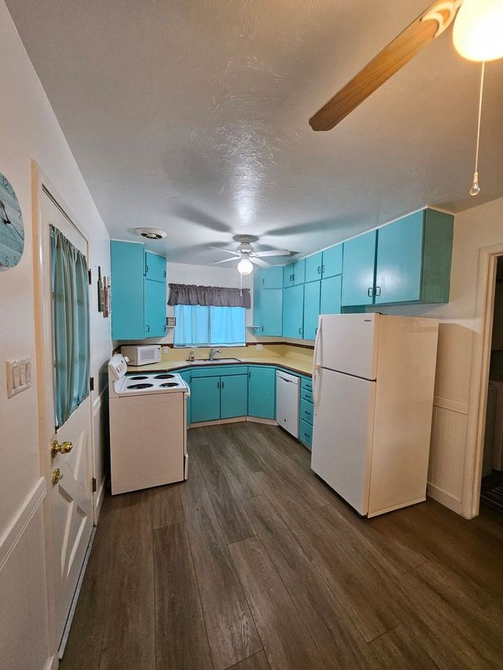 1150 Butte St - Photo 5 of 14