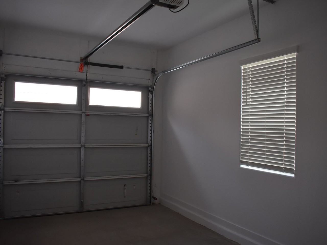 2530 W Huntington Dr - Photo 5 of 12