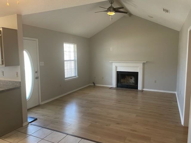 1723 James Buchanan Dr #NA - Photo 2 of 17