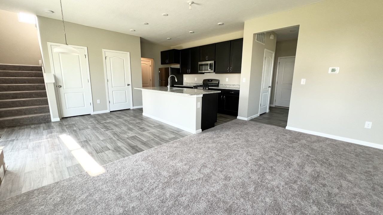 3042 Kit Fox Way #NA - Photo 2 of 23