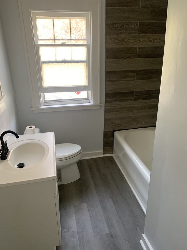 3518 Bedford St #NA - Photo 3 of 10