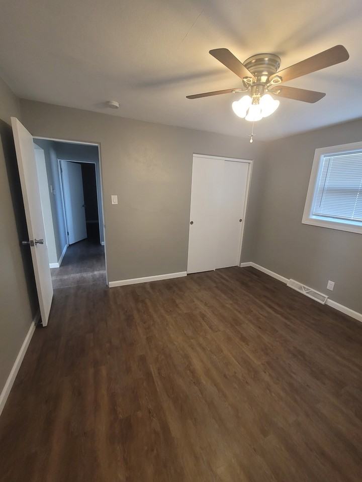 1708 Lindenwood Ave #NA - Photo 5 of 11