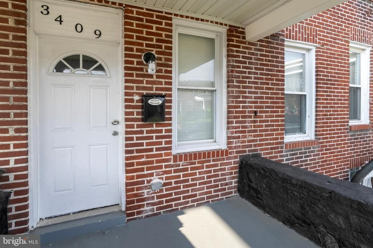 3409 Ravenwood Avenue - Photo 2 of 20