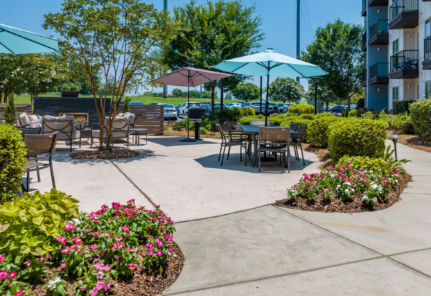 Canalside - Photo 6 of 45