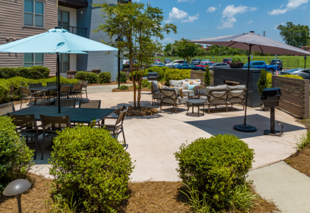 Canalside - Photo 7 of 45