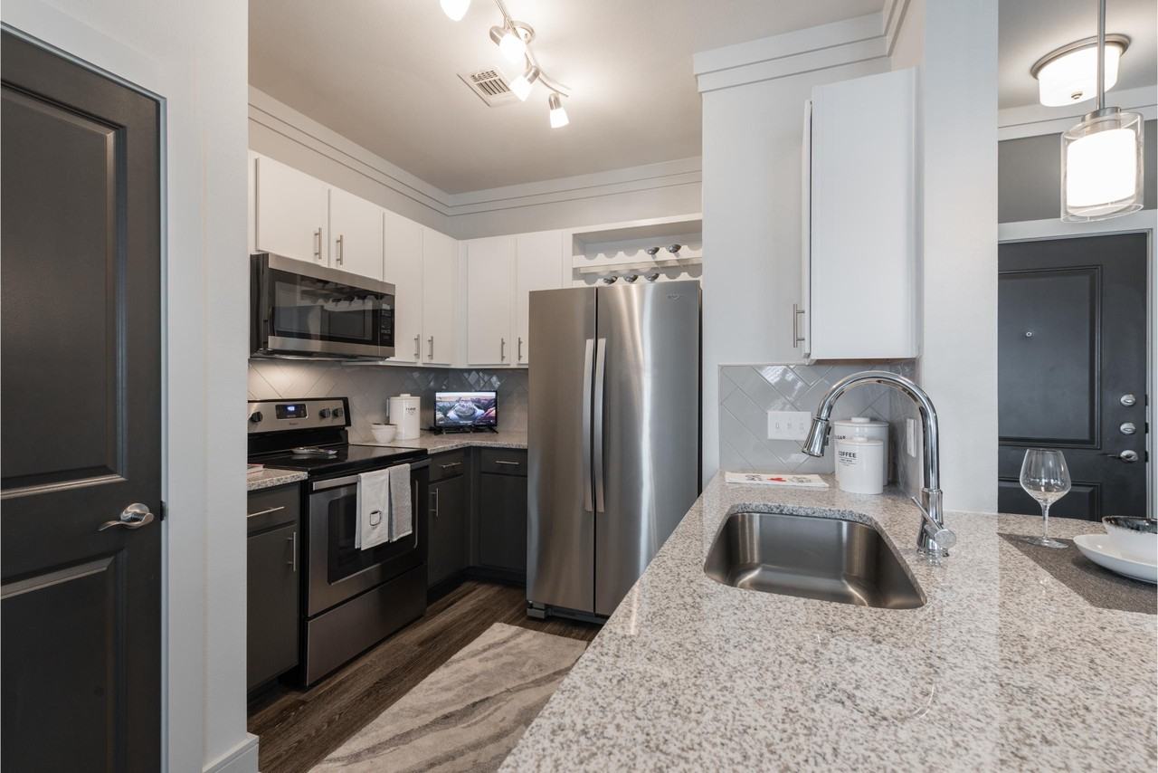 Aspire Presidio West - Photo 3 of 50