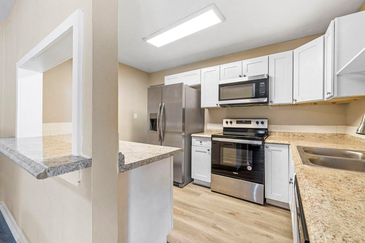 Bolling Dr - Photo 2 of 11