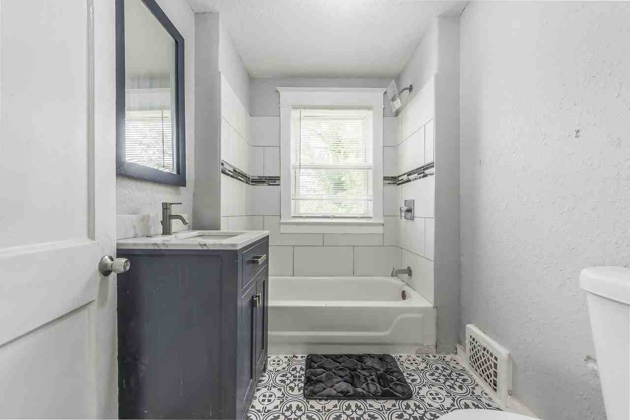 Agnes Avenue - Photo 2 of 12