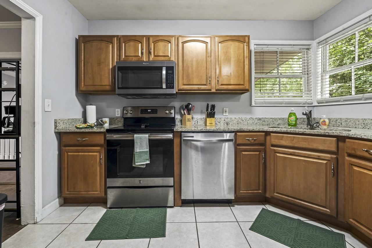 Hamilton Street - Photo 6 of 23