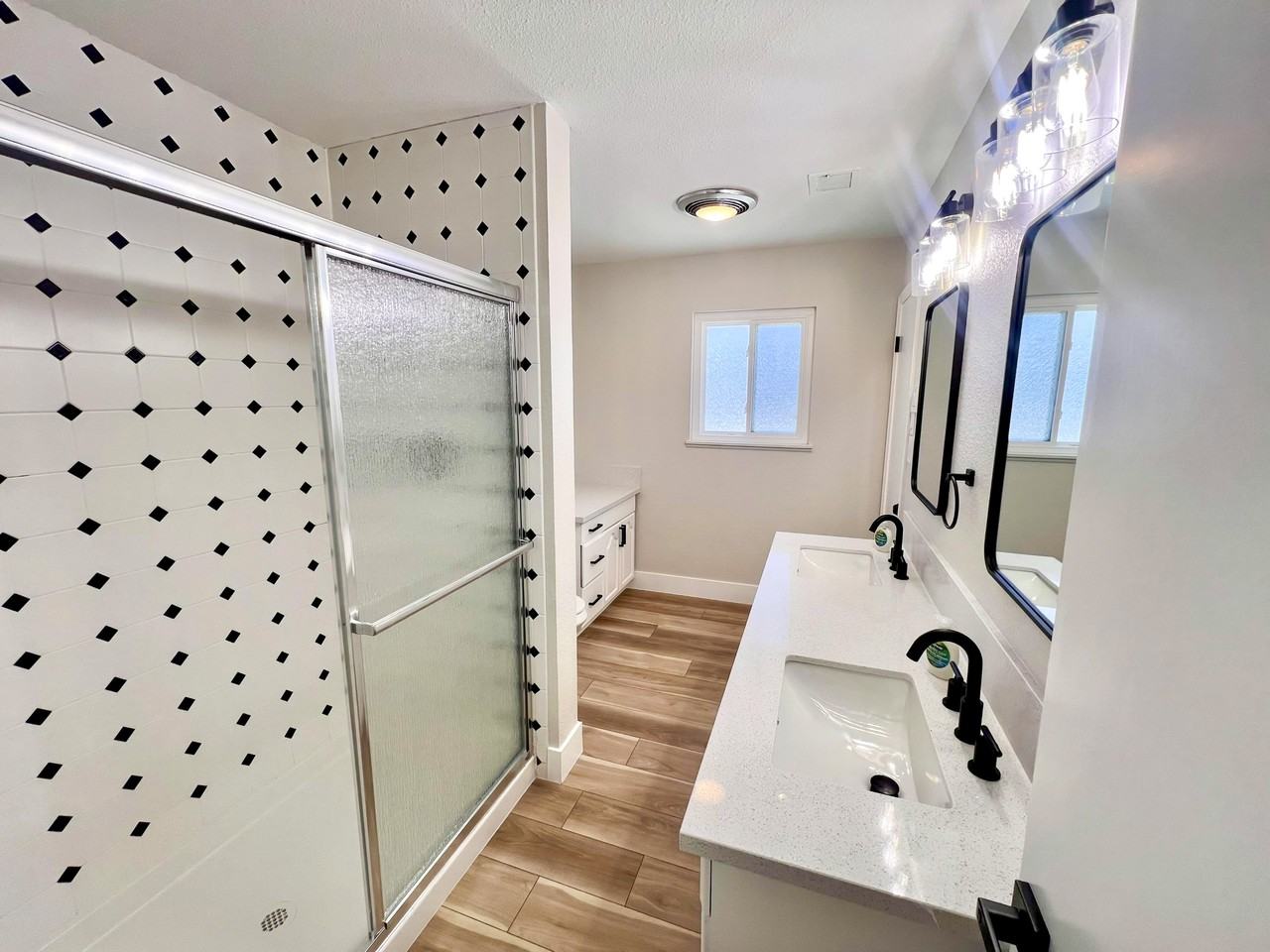 Arlington Avenue - Photo 2 of 4