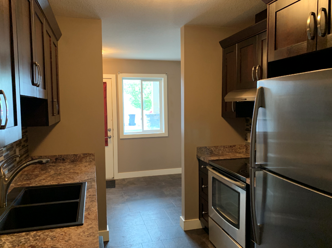 10223 98 Ave #10223 - Photo 7 of 10