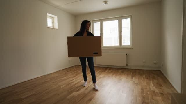 Cleo Housing - Photo 3 of 4