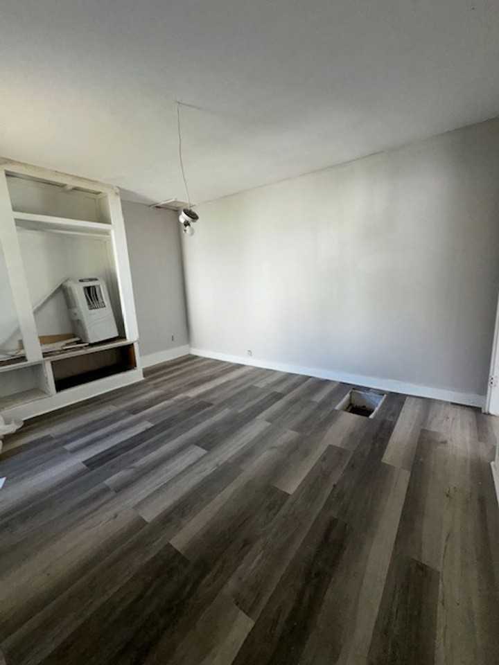 518 West Bailey Street - Photo 2 of 6