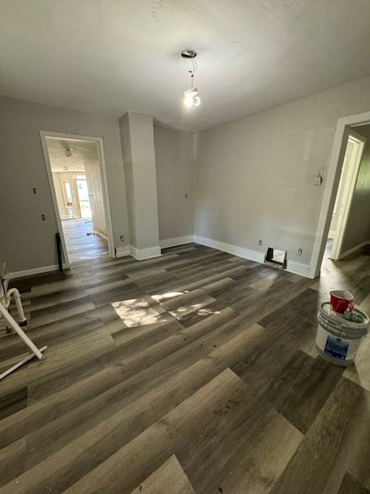 518 W Bailey St - Photo 5 of 6