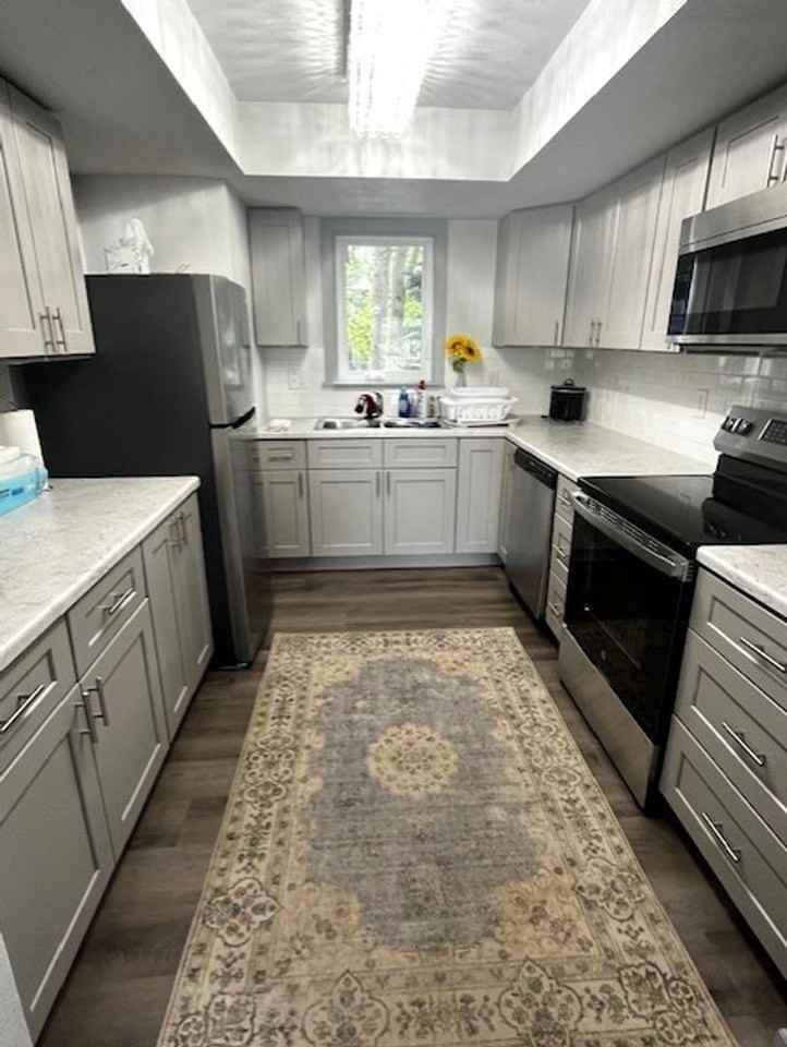 250 Cove Blvd #3 - Photo 2 of 26