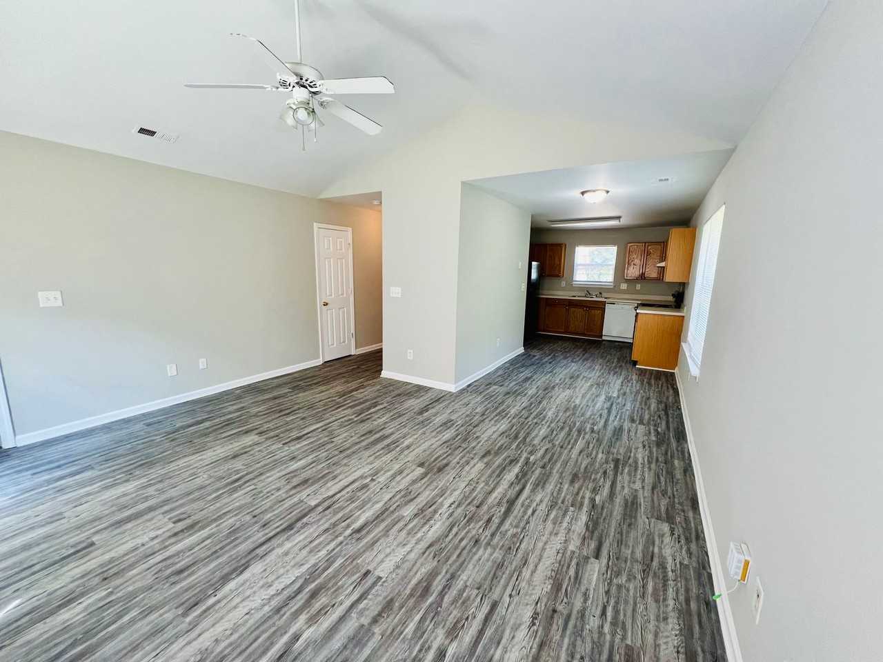 3416 Kelsey Emma Ct - Photo 7 of 17