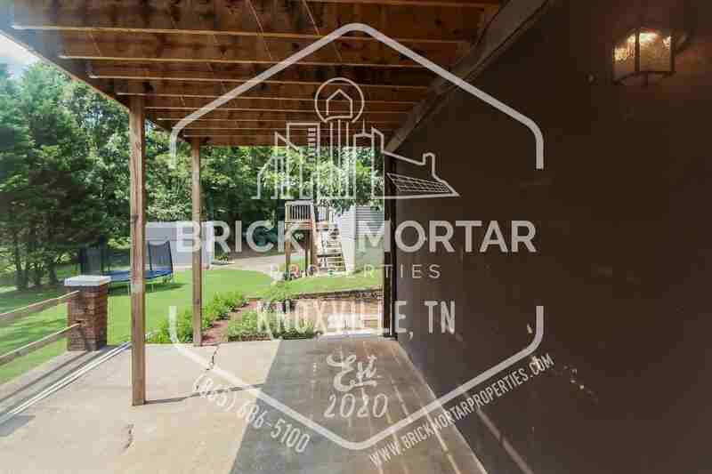 4944 Island Home Rd - Photo 2 of 14