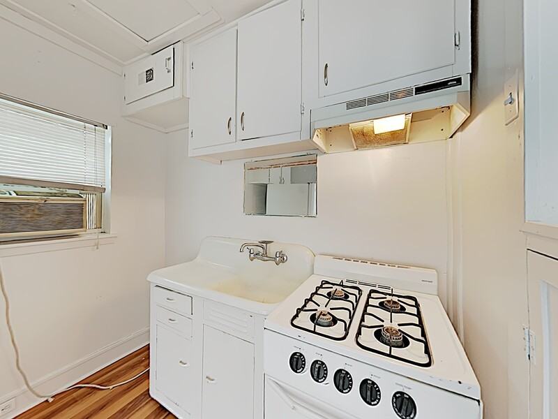 3333 W 6th St - Photo 6 of 9