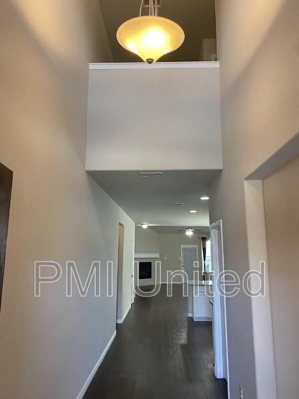 220 Black Alder Dr - Photo 2 of 45