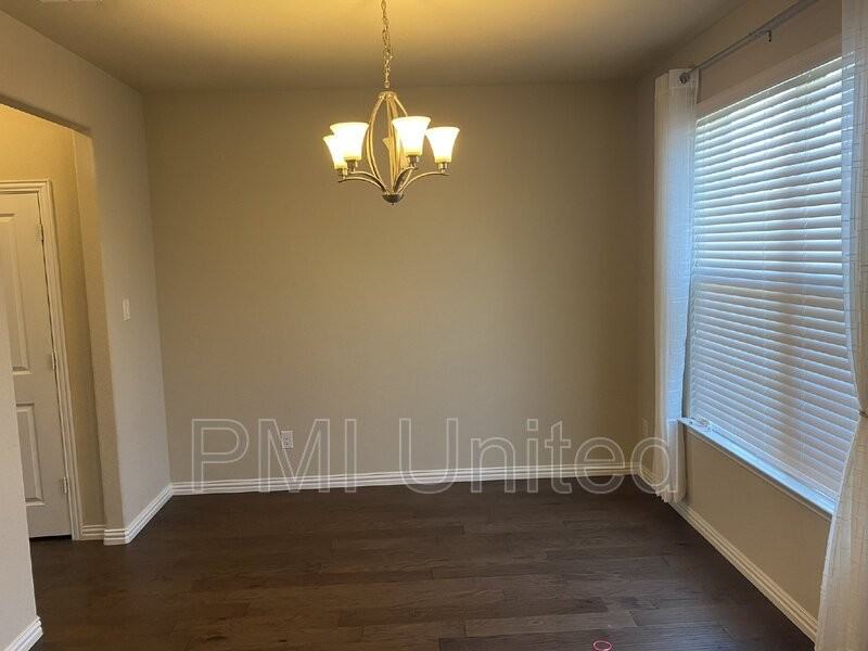 220 Black Alder Dr - Photo 3 of 45