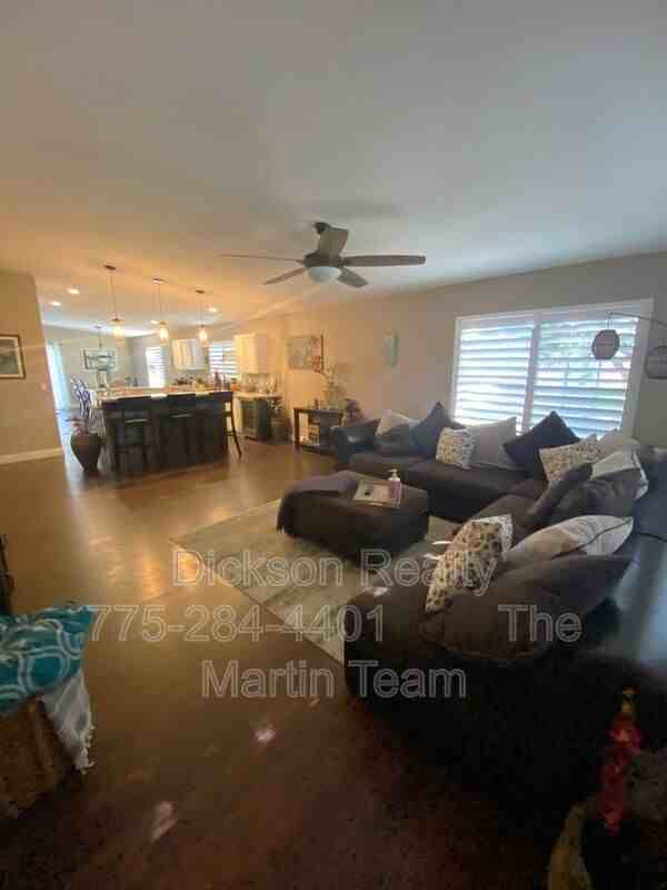 17567 Sunstone Ct - Photo 2 of 14