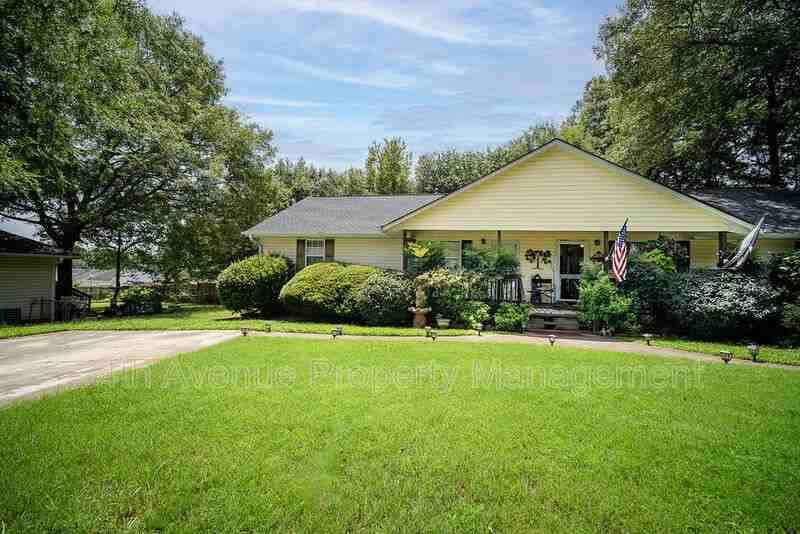 1133 Gliding Ln #A - Photo 2 of 16