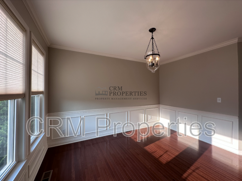 13052 Whitten Drive North - Photo 6 of 20