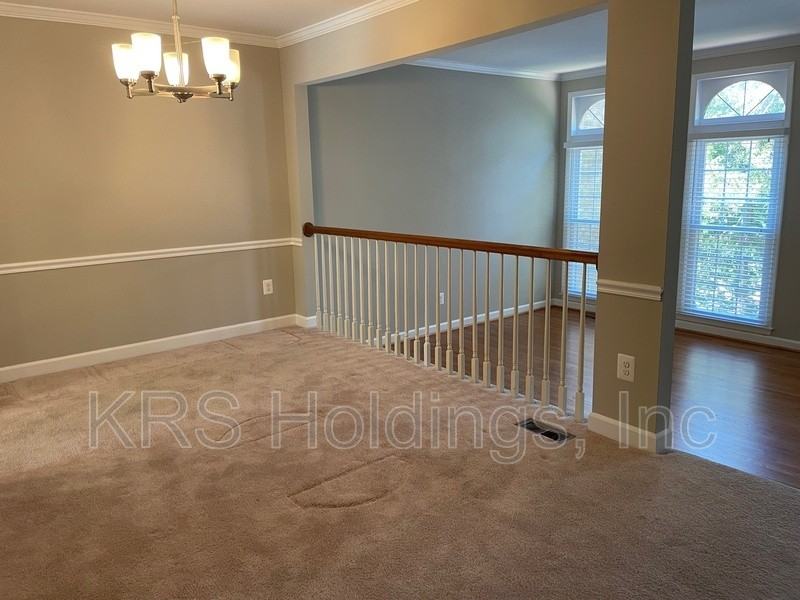 5154 Kimscott Ct - Photo 6 of 23