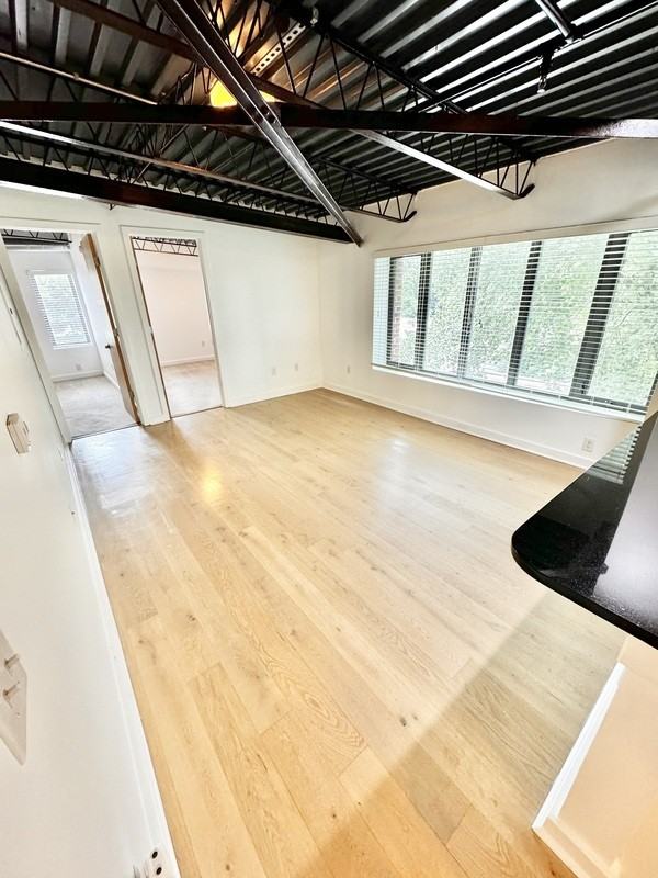 418 N 25th St #310 - Photo 3 of 10