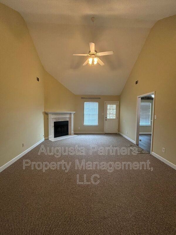 3714 Bansbury Pl - Photo 3 of 19
