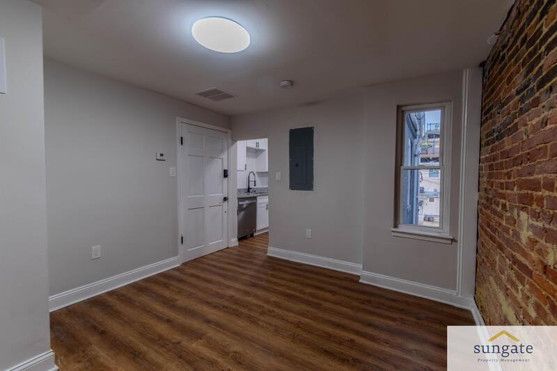 1276 Riverside Ave - Photo 3 of 11