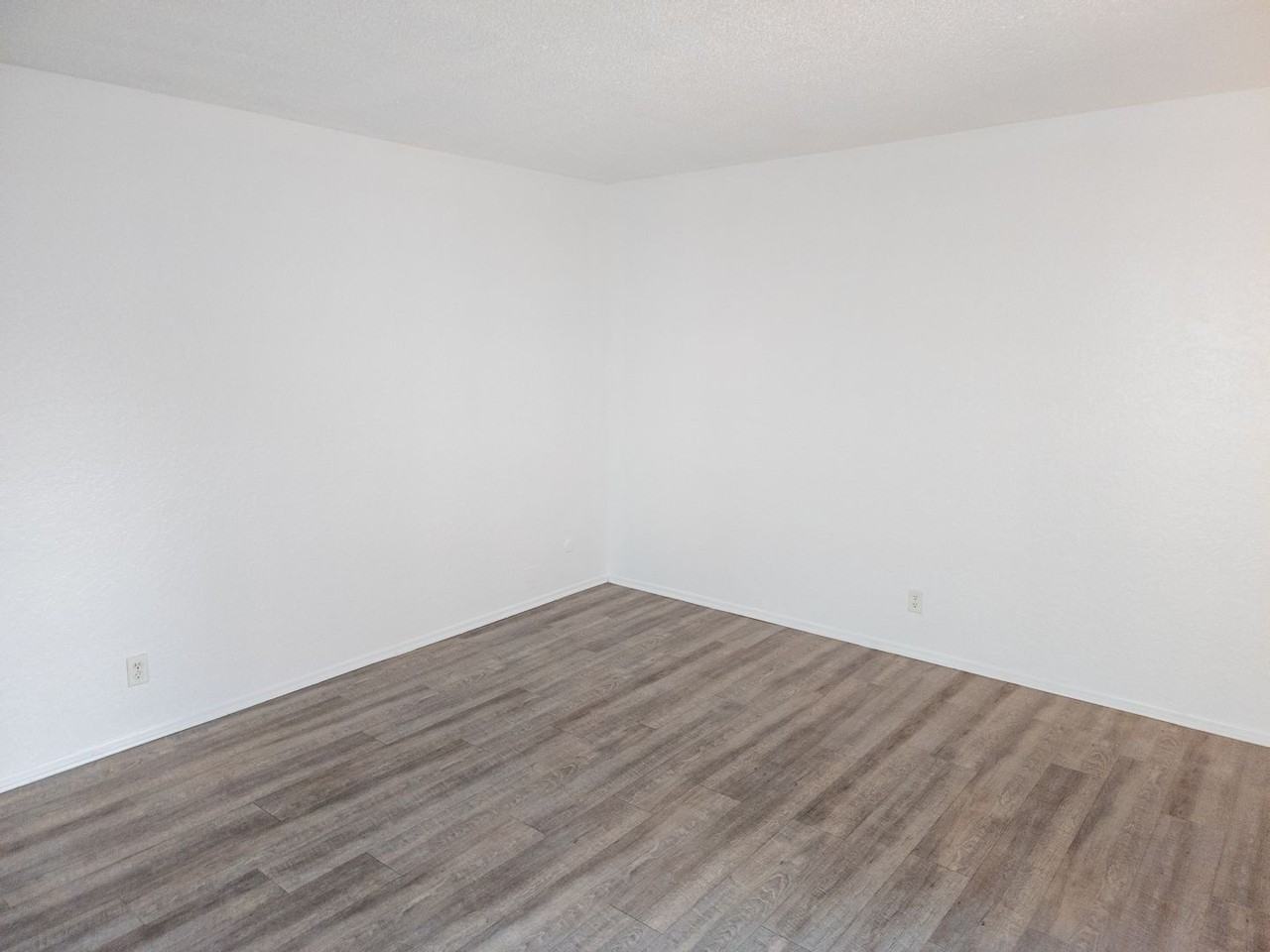 7032nd - Photo 3 of 12