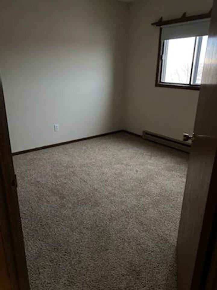 JR Edgemont Estates - Photo 2 of 9