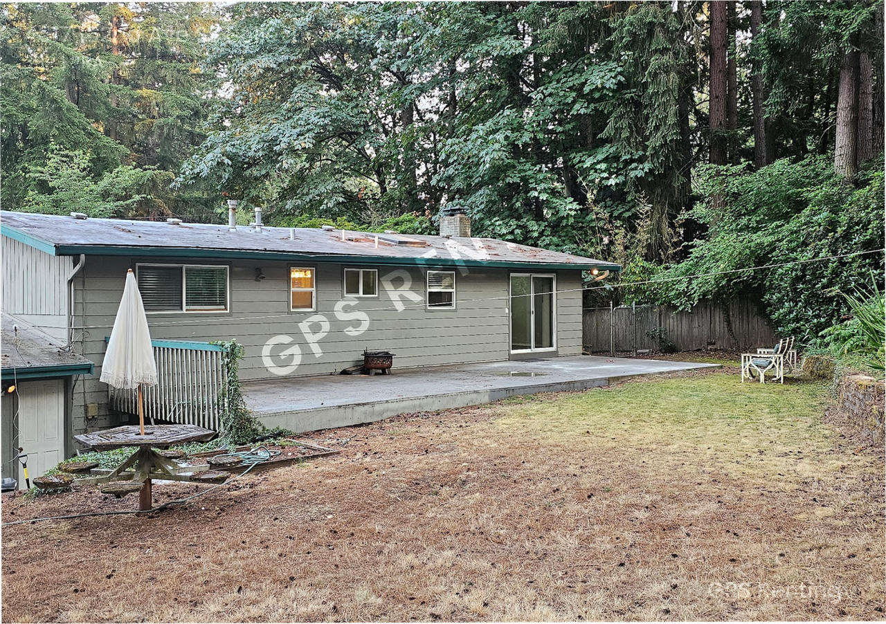 4017 162nd Ave Se Uppr - Photo 2 of 15