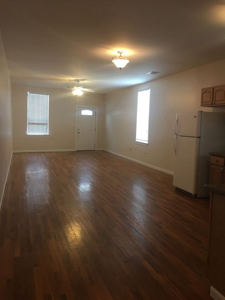 2233-35 Gravier - Photo 3 of 16