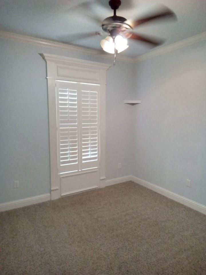 242 Danielle Dr - Photo 6 of 23