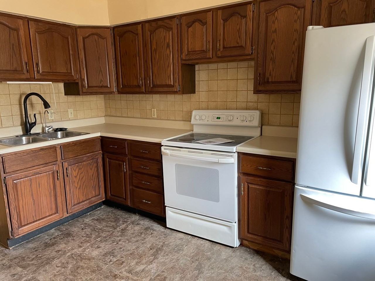 1207 N Lexington Ave - Photo 3 of 14