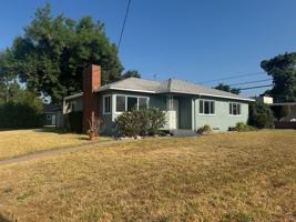 featured image of 2613 A St