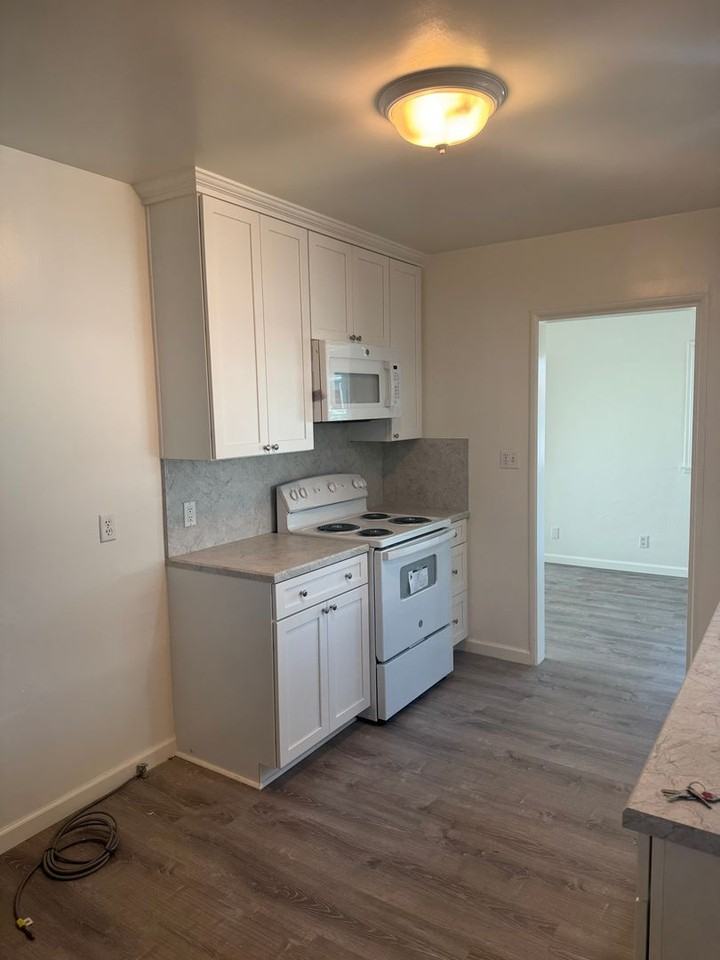 2613 A Street - Photo 3 of 19